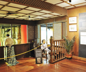 2 - Travelpreneur Inside of the bahay Tsinoy museum