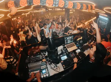 A photo of crowd partying at The Grid at The Alley in Davao City.