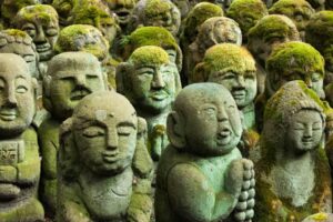 Otagi Nenbutsu-ji Temple - Travelpreneur Rakan Statues at Otagi Nenbutsu-ji Temple