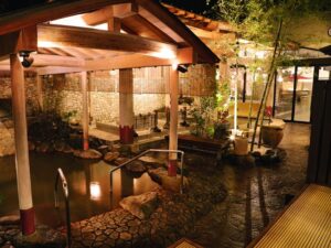 Tenzan-no-Yu outdoor onsen