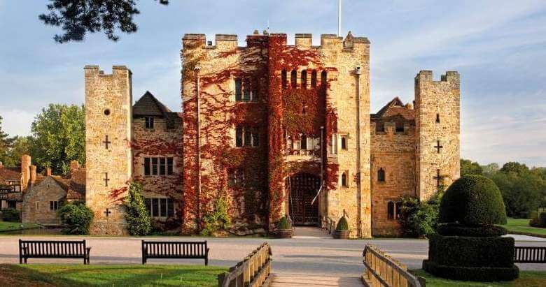 hever castle during the autumn