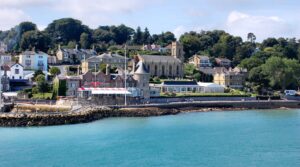 Cowes ferry terminal and sea side