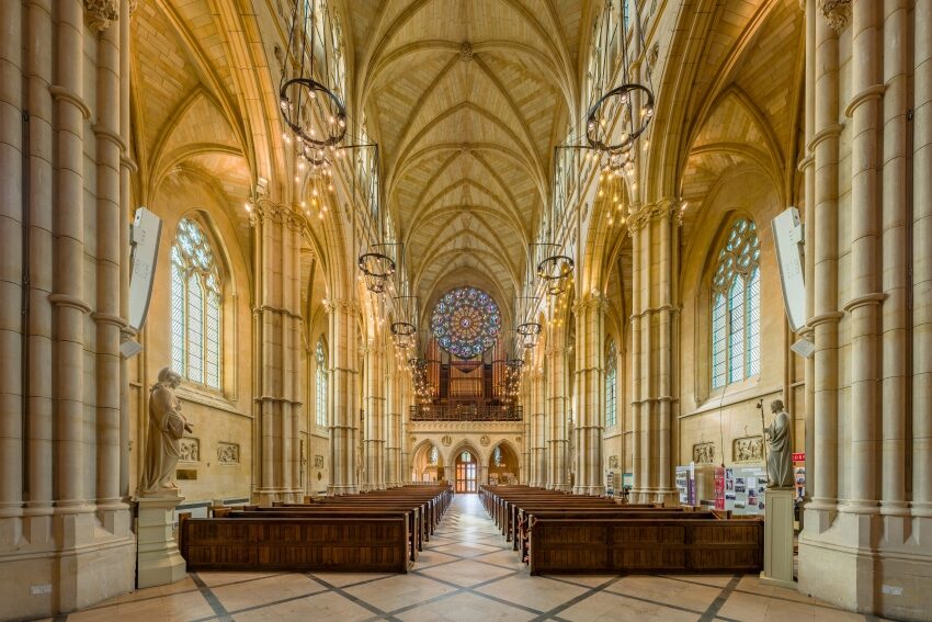 interior of the Arundel Cathedral
