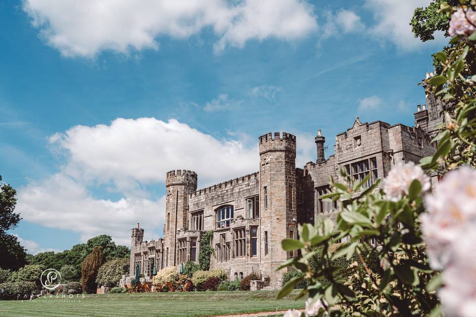 Wadhurst Castle from the right side view
