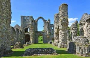 Castle-Acre-Priory and ground