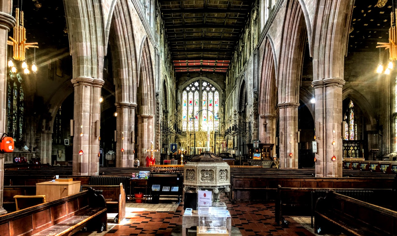 Inside Saint Edithas Church Tamworth main hall and altar