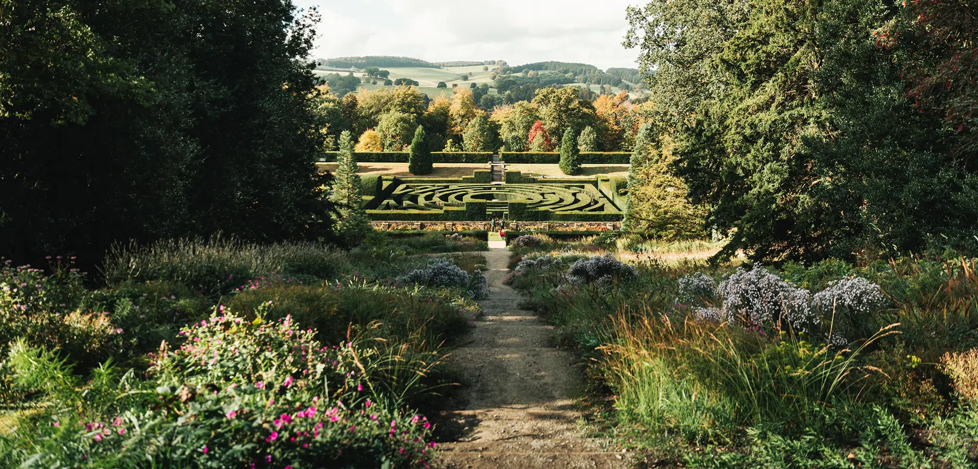 Chatsworth-house-garden and maze