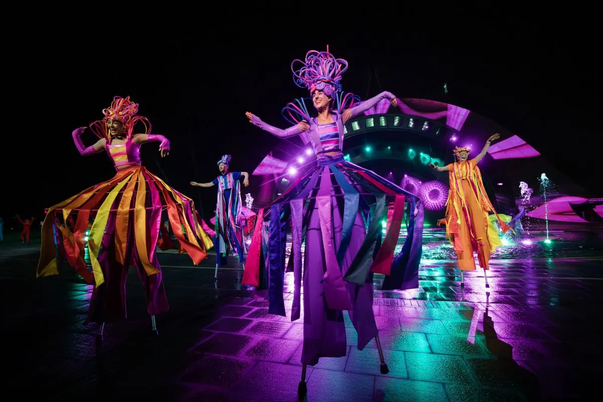 Kiss of the Sea Phu Quoc artistic performance