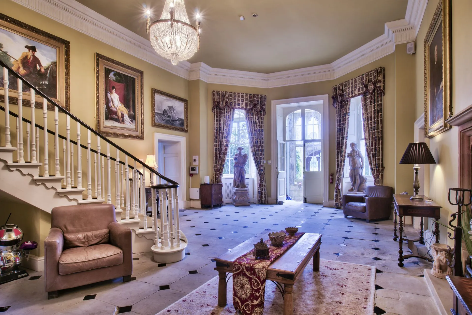 the Castle common living room - Travelpreneur the Castle common living room and stairs